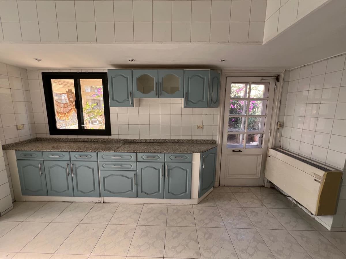 Lovely Penthouse Living At Its Finest In Maadi Sarayat.