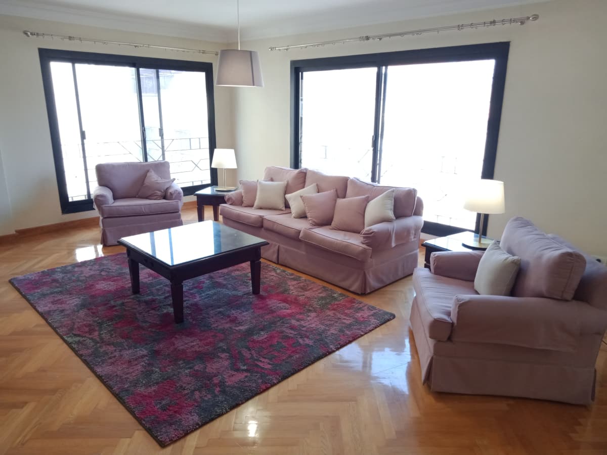 Exquisite Fully Apartment fFor Rent In Maadi Sarayat.