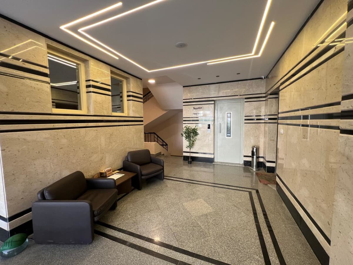 Administrative office for rent | 290 m² | Zahraa 