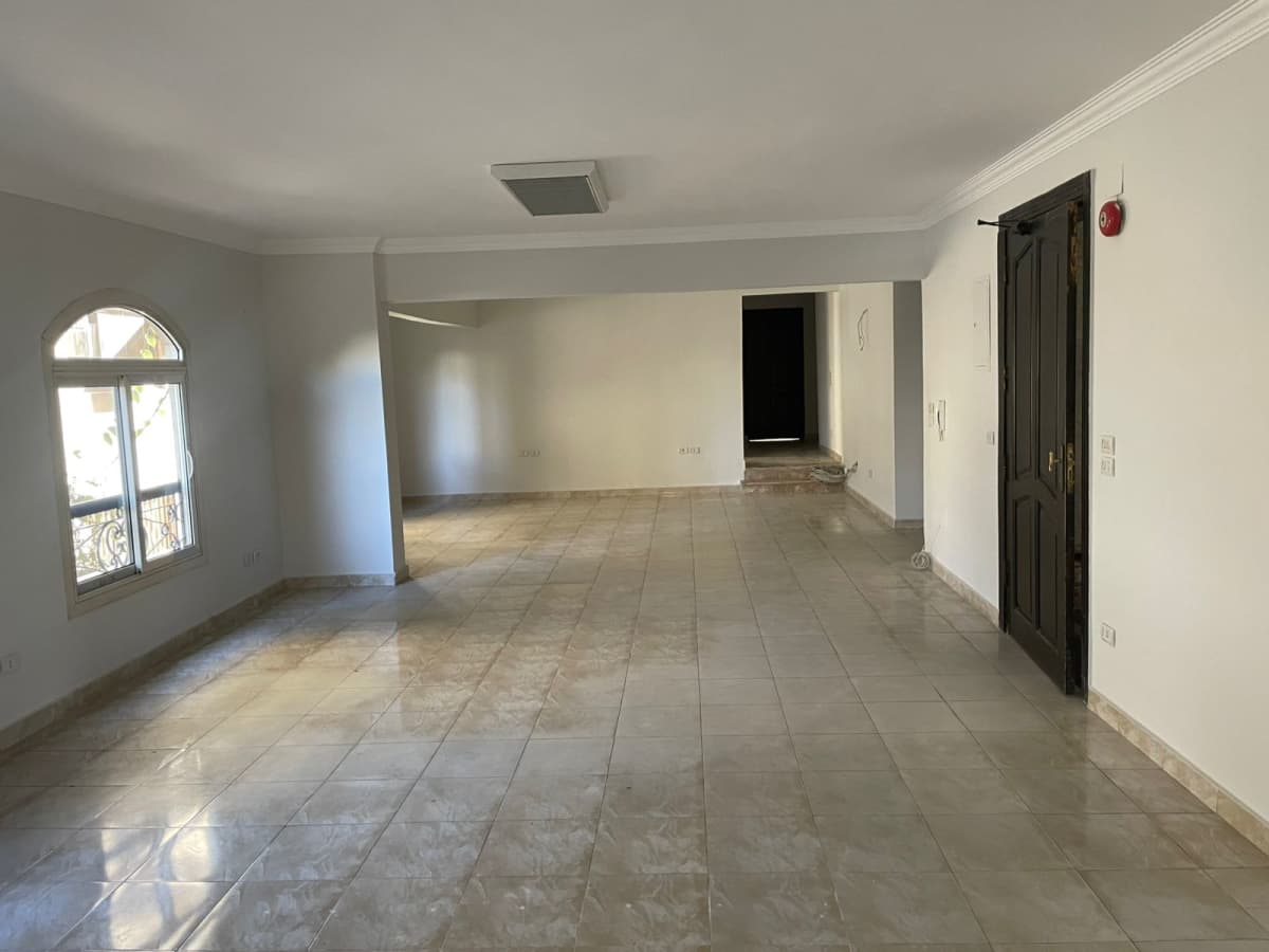 Administrative office for rent | 300m² | cornish  El Maadi.