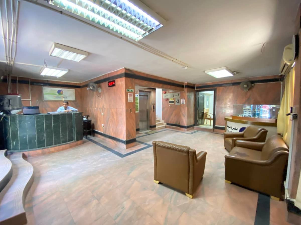 Administrative office for rent | 1600 m² | El Maadi.