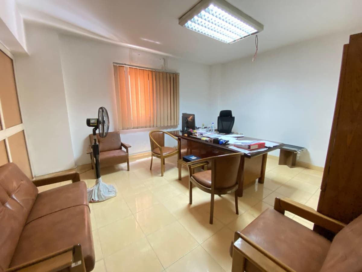 Administrative office for rent | 1600 m² | El Maadi.
