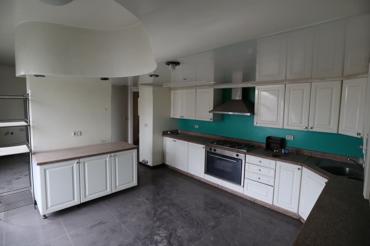 Stunning Duplex Penthouse In Prime Maadi Sarayat.
