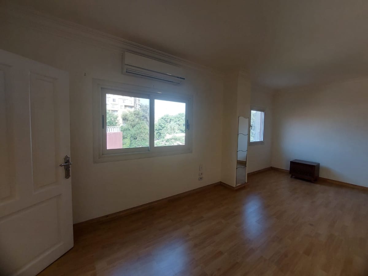 Luxury Semi Furnished Penthouse For Rent In Maadi Sarayat.