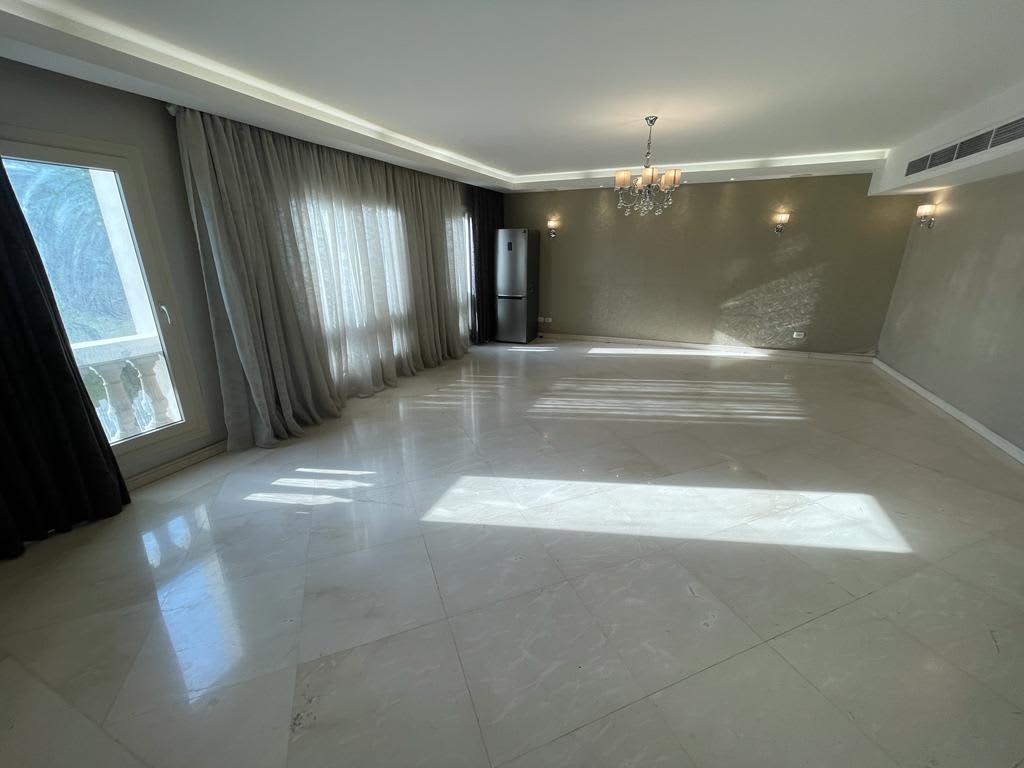 Spacious 300 sqm Apartment in Prime Maadi Location