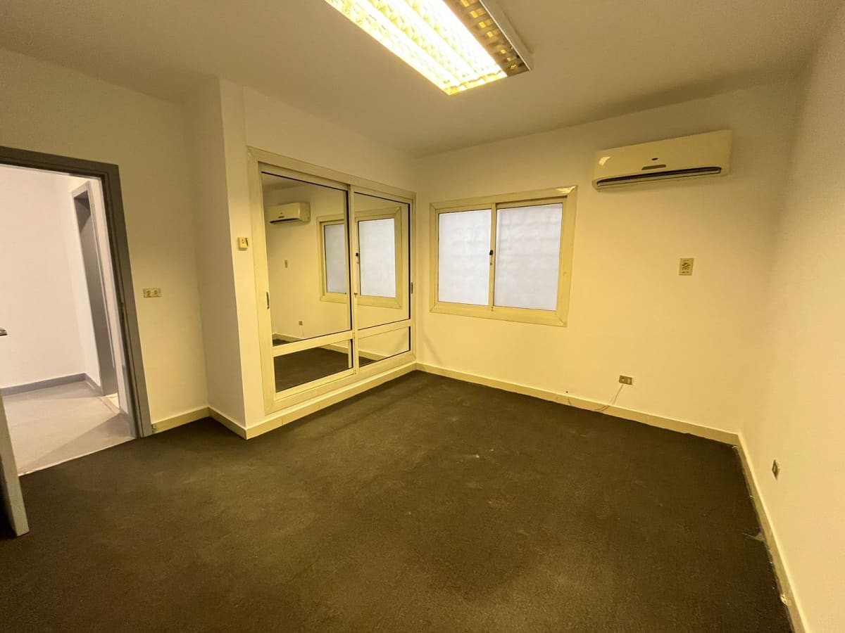 Administrative office for rent | 500 m² | El Maadi.