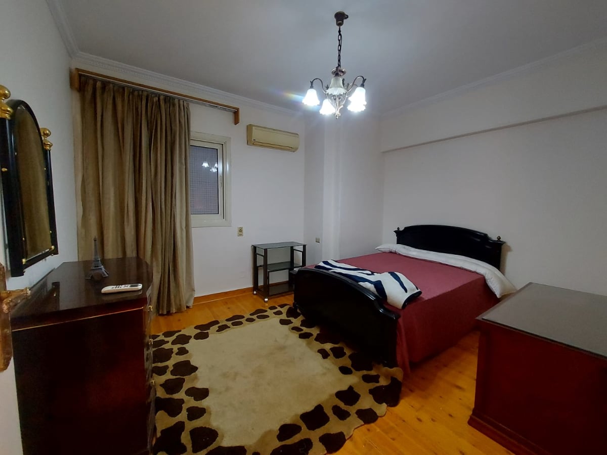 Bright And Charming Furnished Apartment In Zamalek.