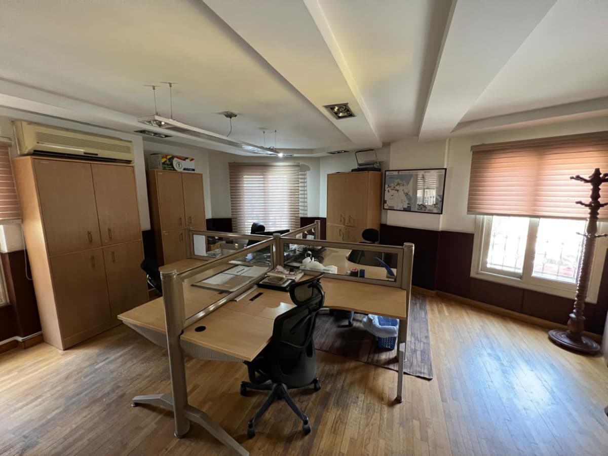 Fully Finished Administrative Office | 260m² | Sarayat