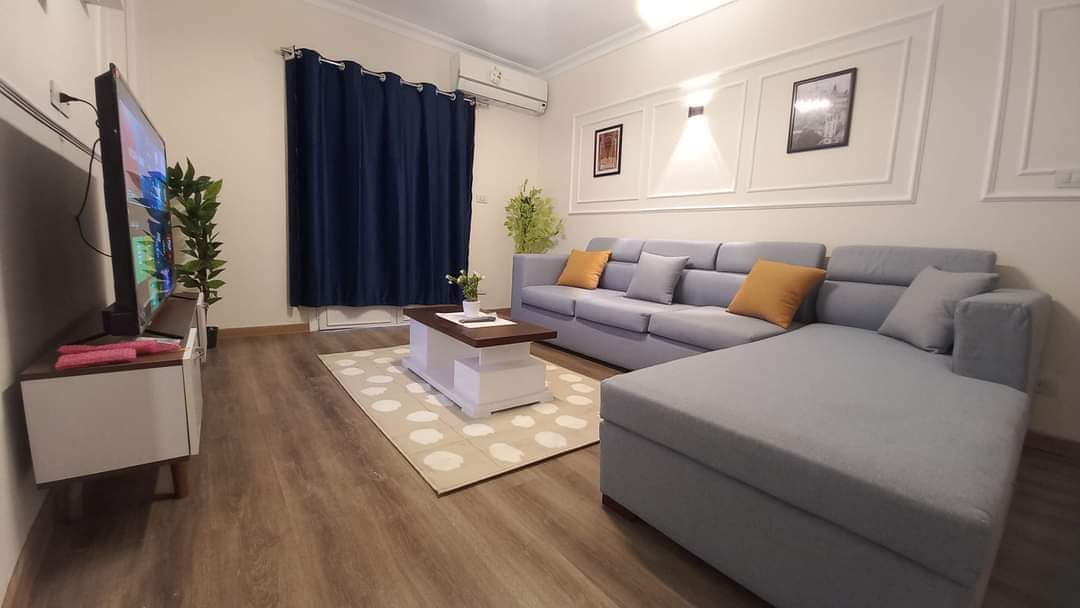 Elegant Furnished Apartment Embracing The Charm Of Degla Maadi Living.