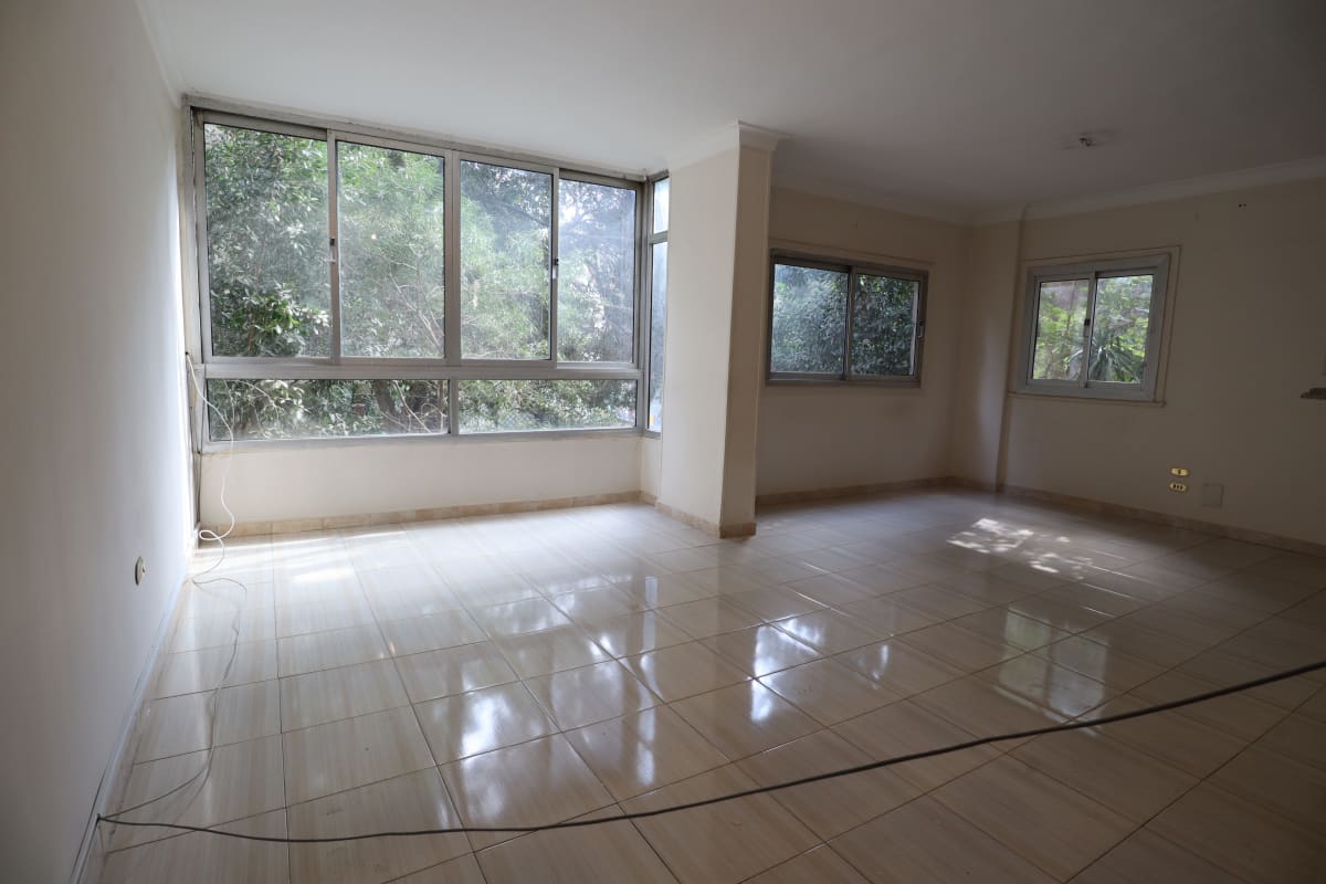 Unfurnished 180 sqm Apartment in Maadi