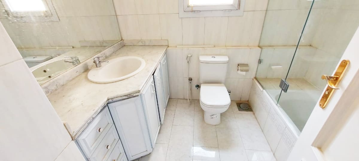 Find Your Ideal Home In This Spacious And Stylish Degla Maadi Apartment.