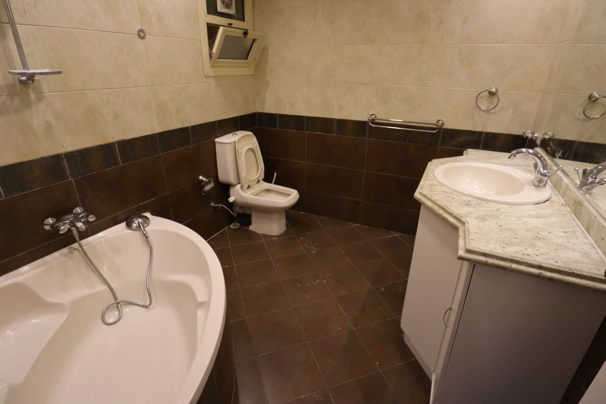 Semi Furnished Apartment In Maadi Sarayat For Rent with 350Sqm