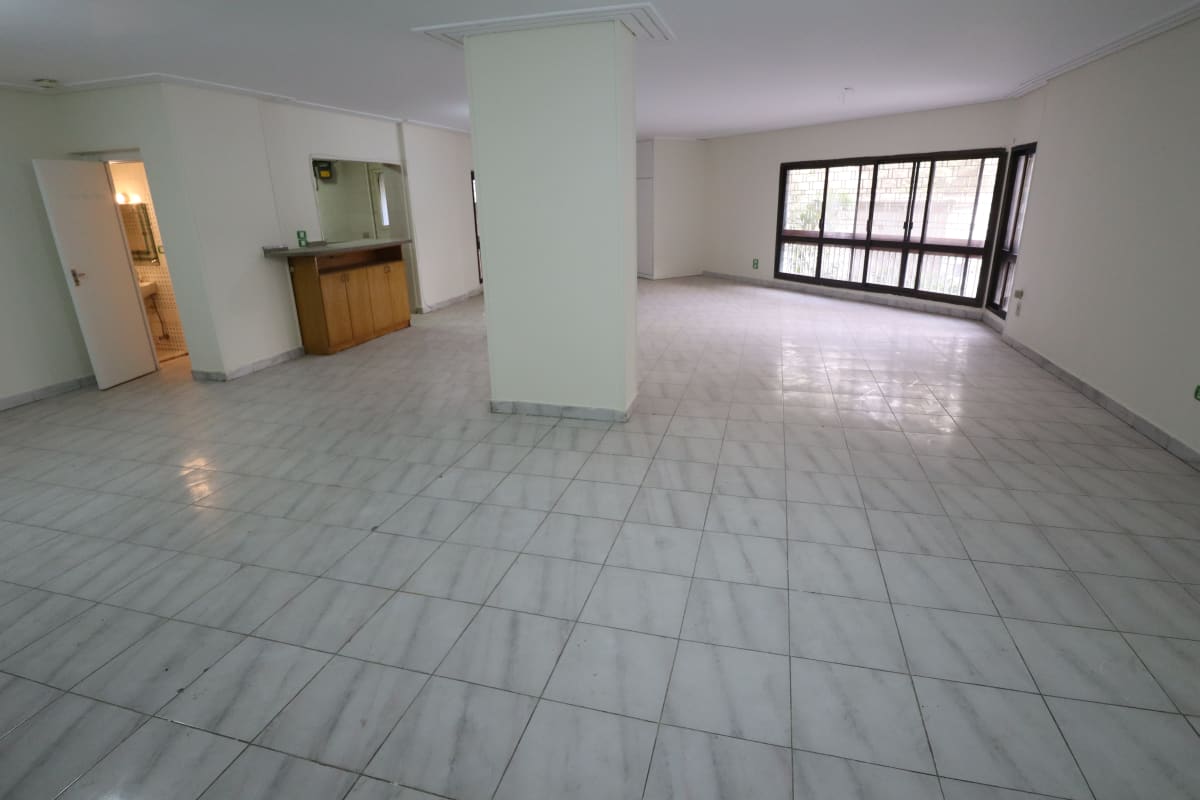 Administrative office for rent | 300 m² | El Maadi.