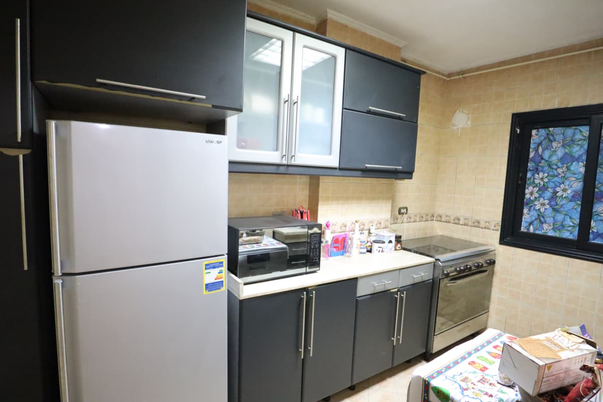 Furnished180 sqm Apartment in Prime Maadi