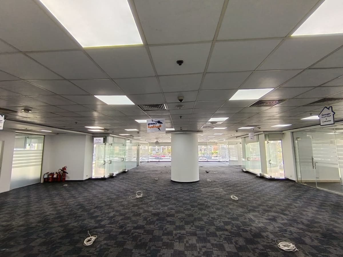 Administrative Space For Rent | 634m² | 90th south. 