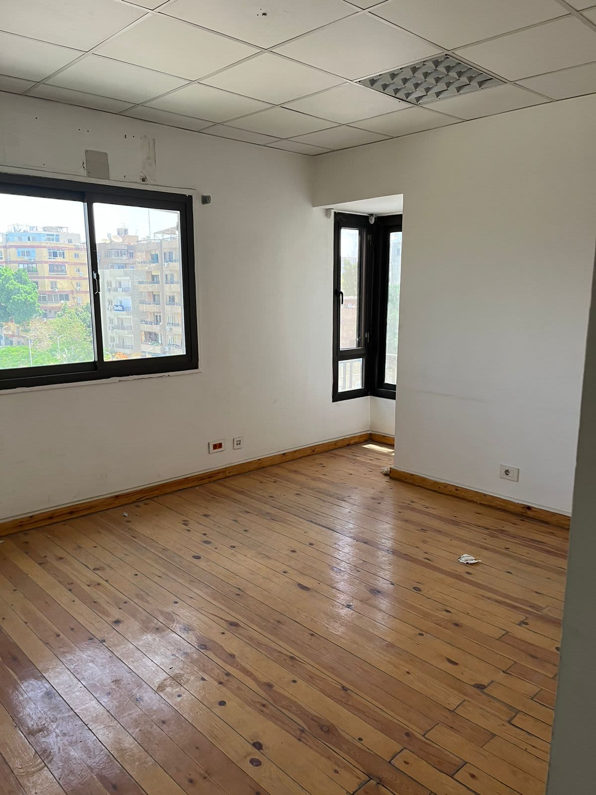 Administrative building for rent | 1600 m² | El Maadi.