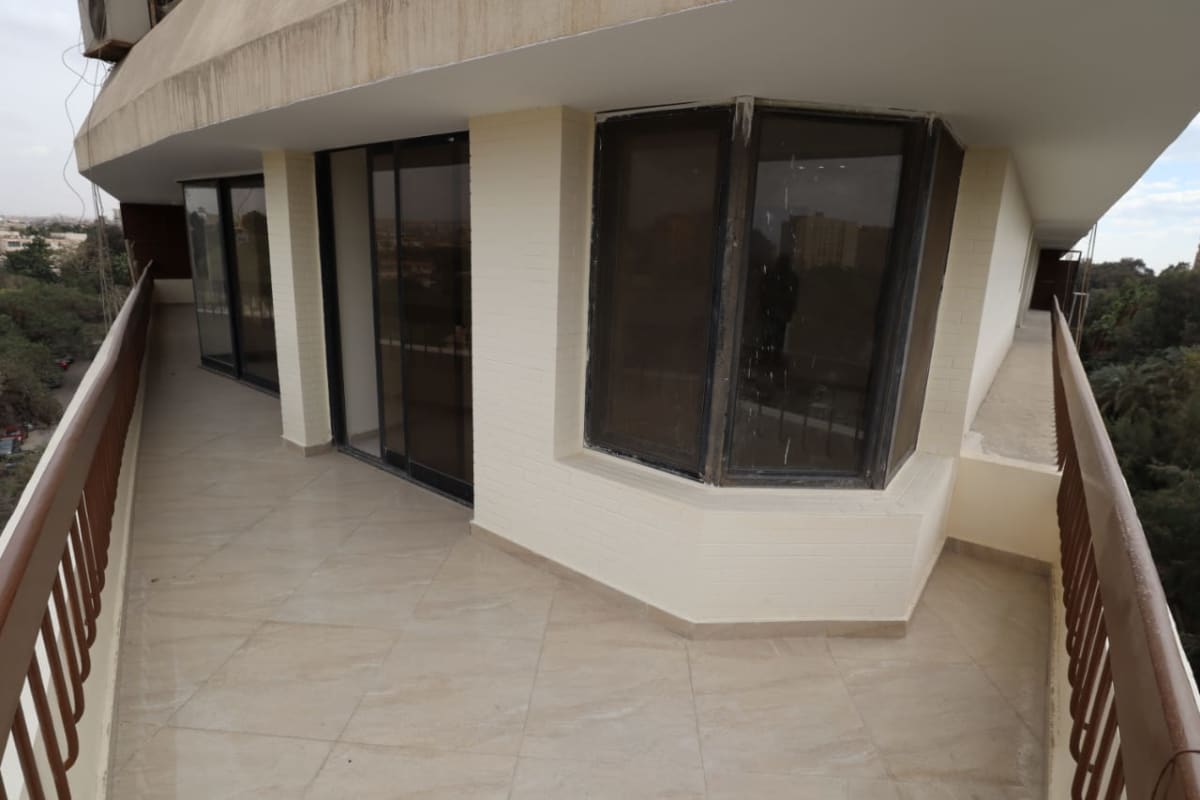Spacious 4-Bedroom Semi-Furnished Apartment in Maadi