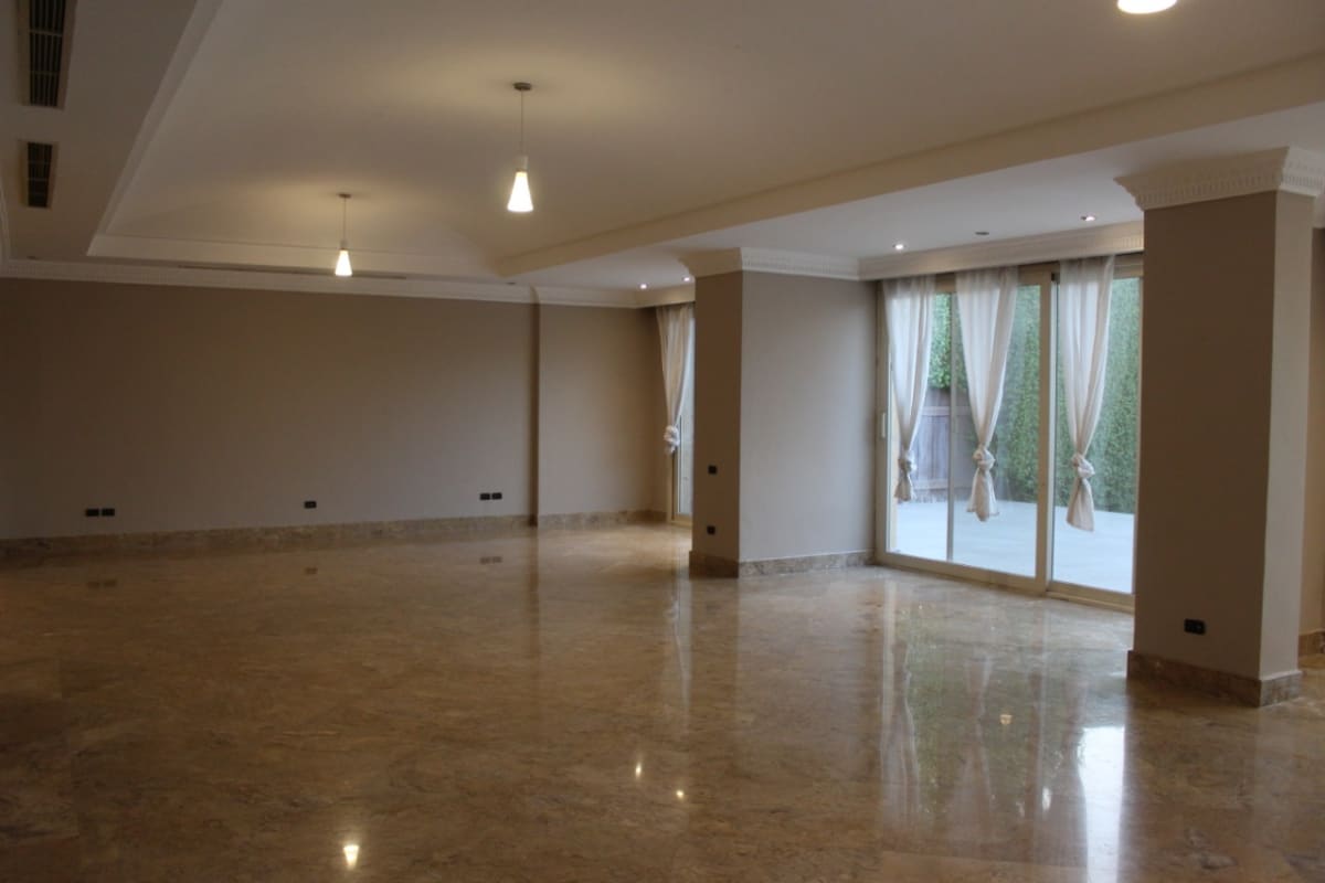 4-BR Villa on 1000 sqm Plot With Private Garden