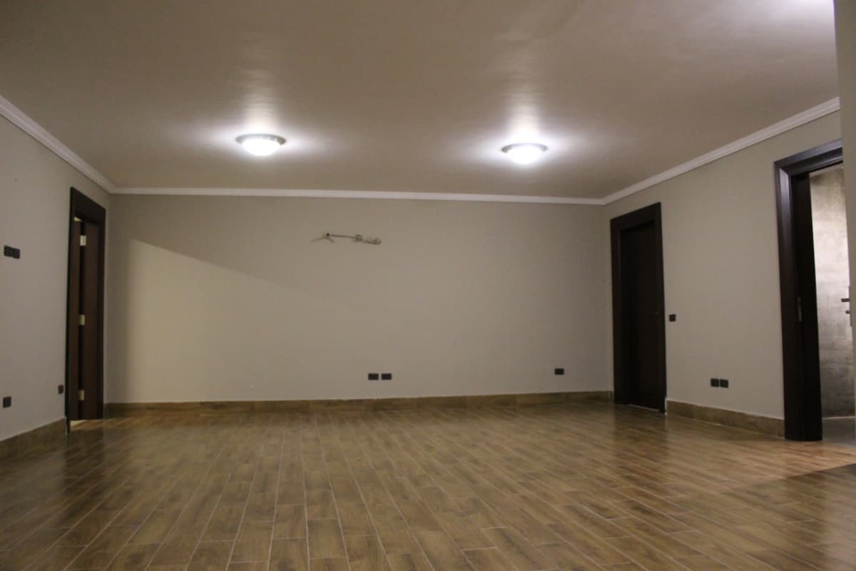 4-BR Villa on 1000 sqm Plot With Private Garden