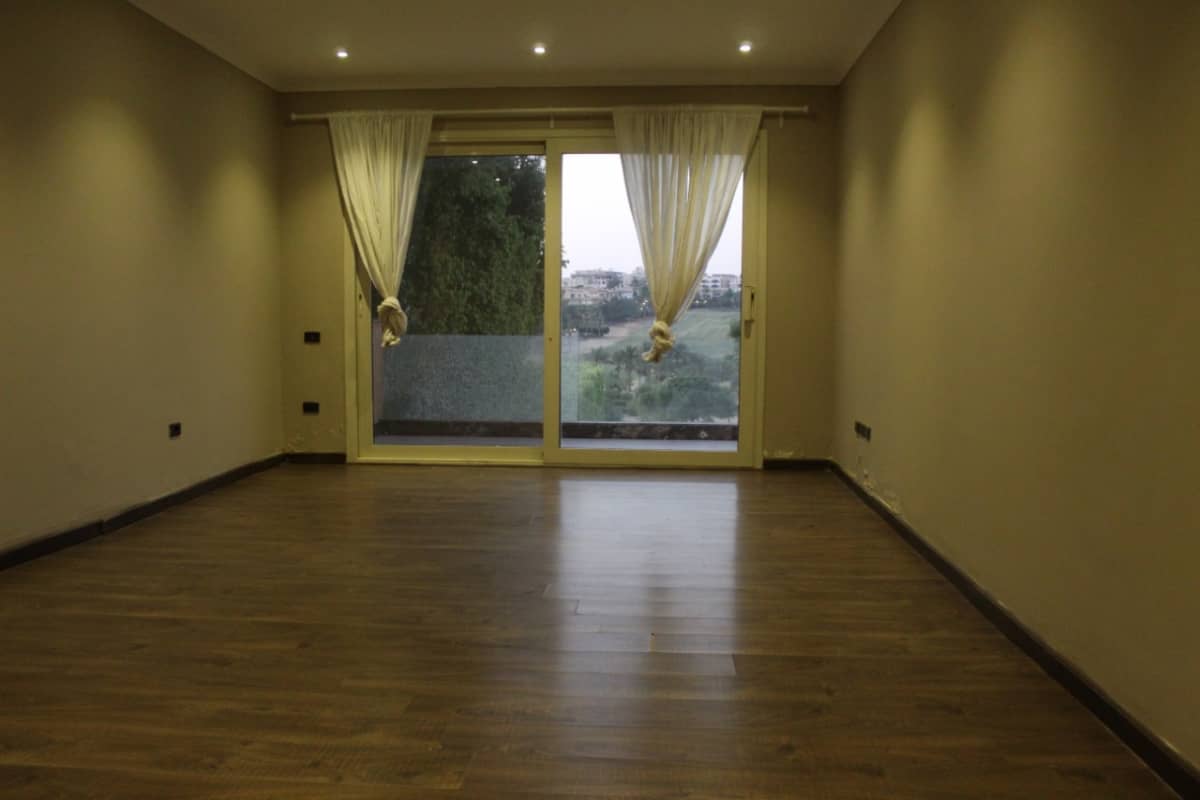 4-BR Villa on 1000 sqm Plot With Private Garden