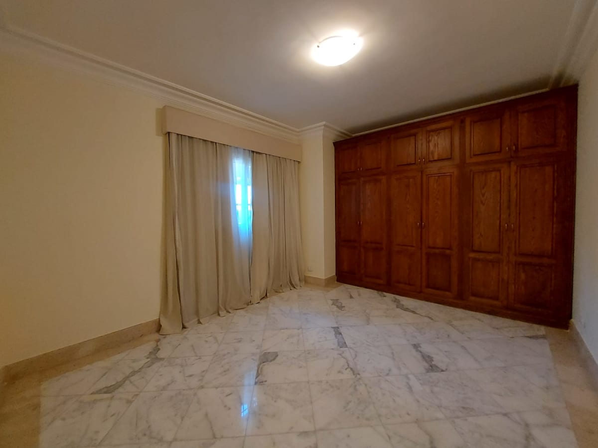 Amazing Spacious Villa in Katameya Heights