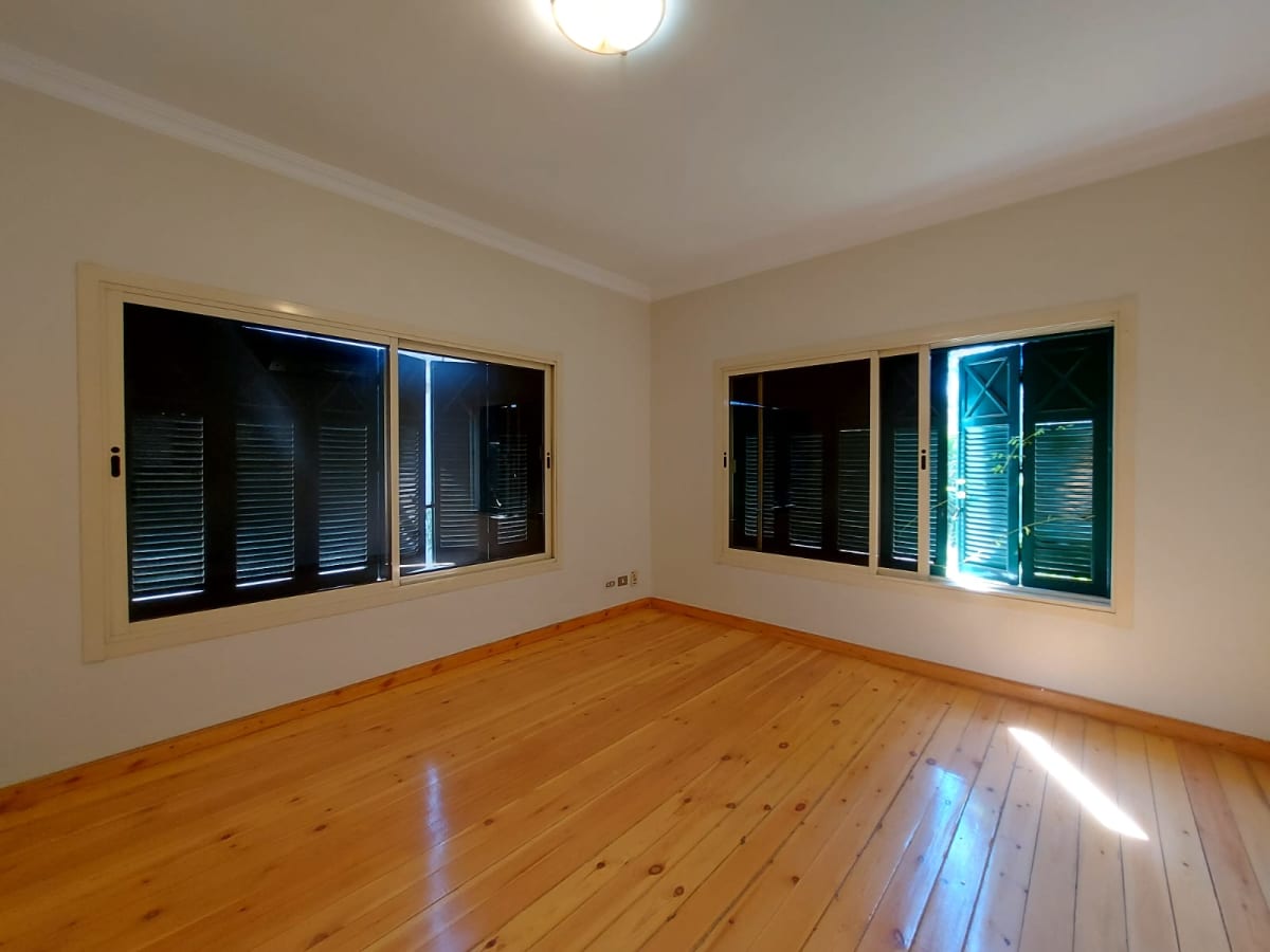 Amazing 6-Bedroom Villa in Katameya Heights