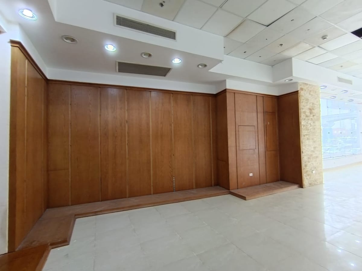 Open Space Administrative Office for Rent | 1200 Sqm | New Cairo | South 90th