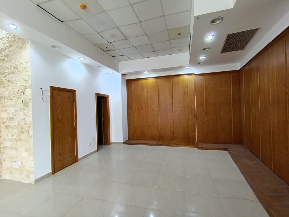 Open Space Administrative Office for Rent | 1200 Sqm | New Cairo | South 90th