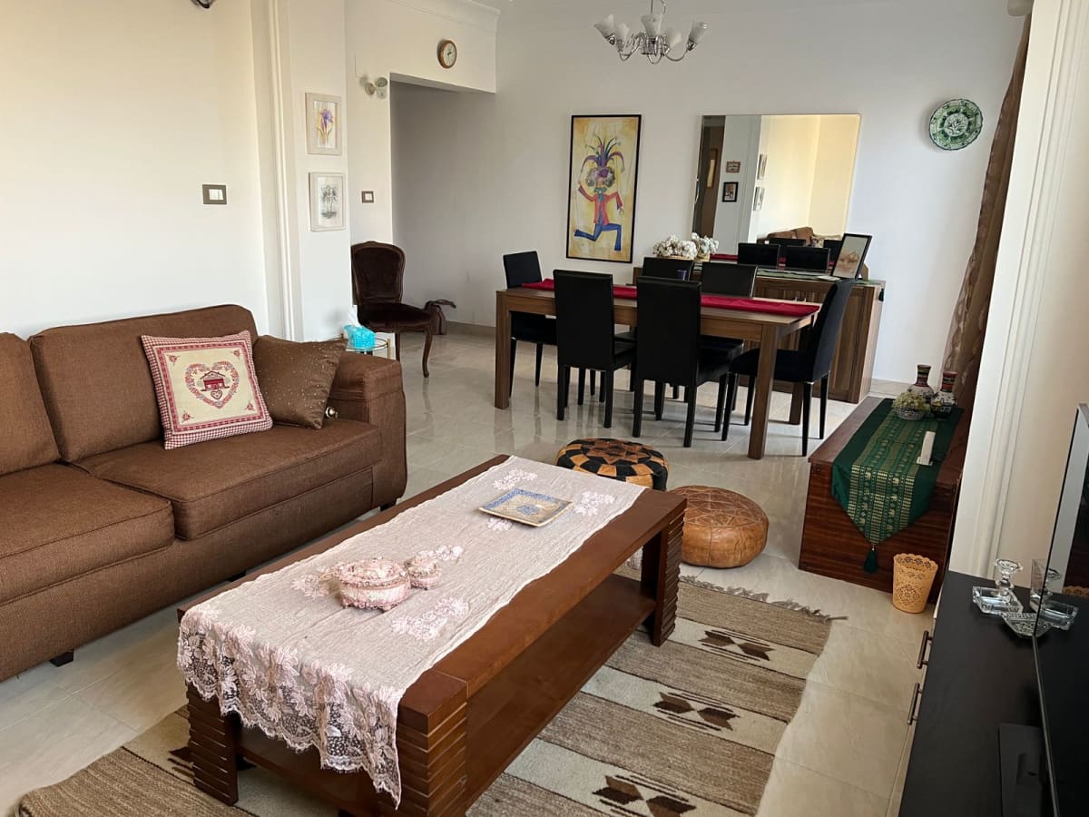 Bright 2-BR Apartment with Private Balcony in Maadi