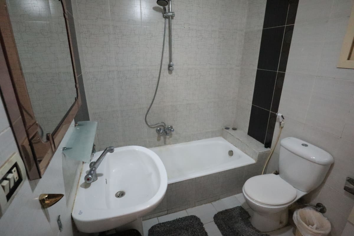 Furnished 2-BR Apartment in a Vibrant Location in Maadi