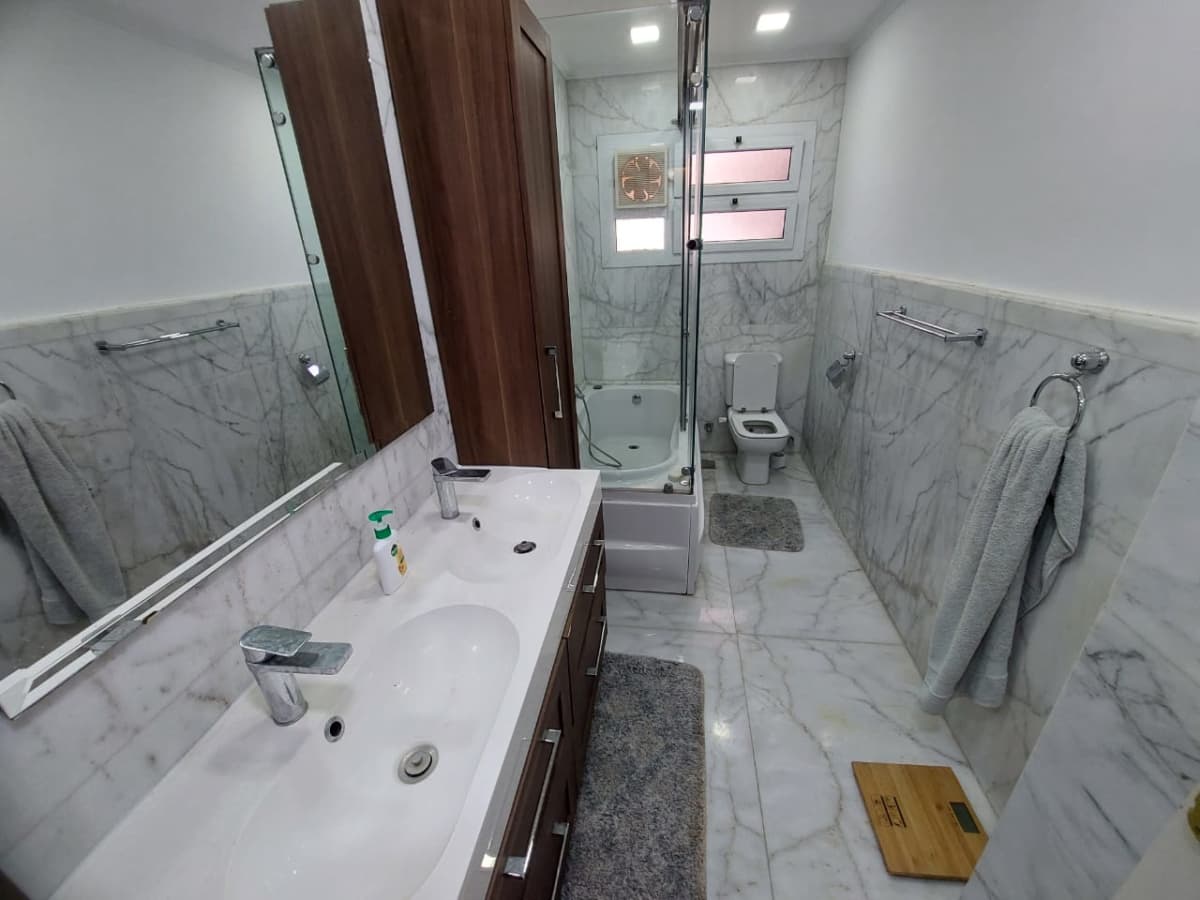 Bright 3-BR Apartment - 220 M2