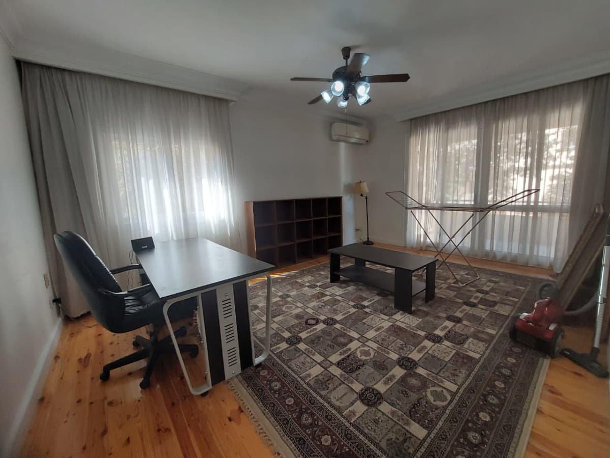 Bright 3-BR Apartment - 220 M2