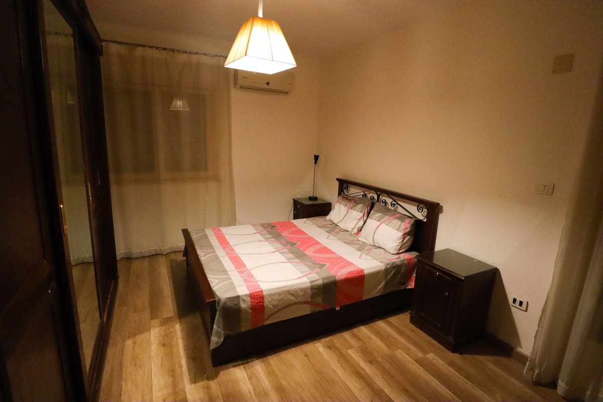 Charming 2-BR Apartment in Degla Maadi