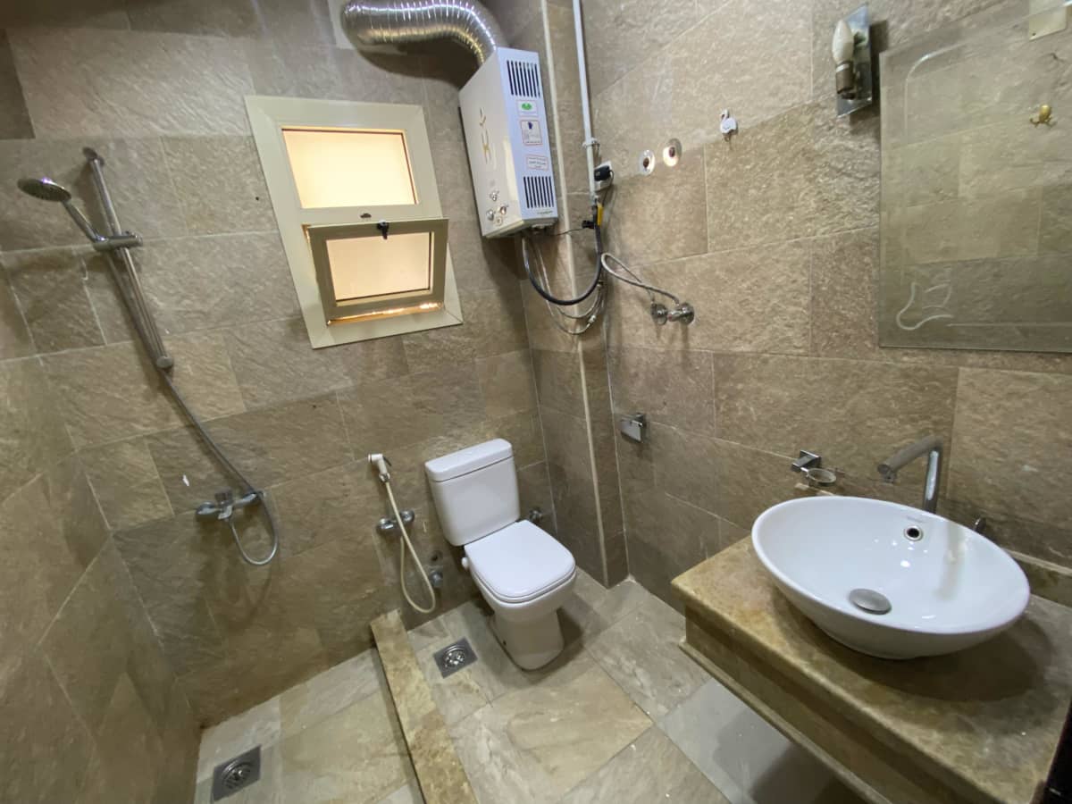 Cozy 2-BR Apartment with Private Balcony in Maadi Degla