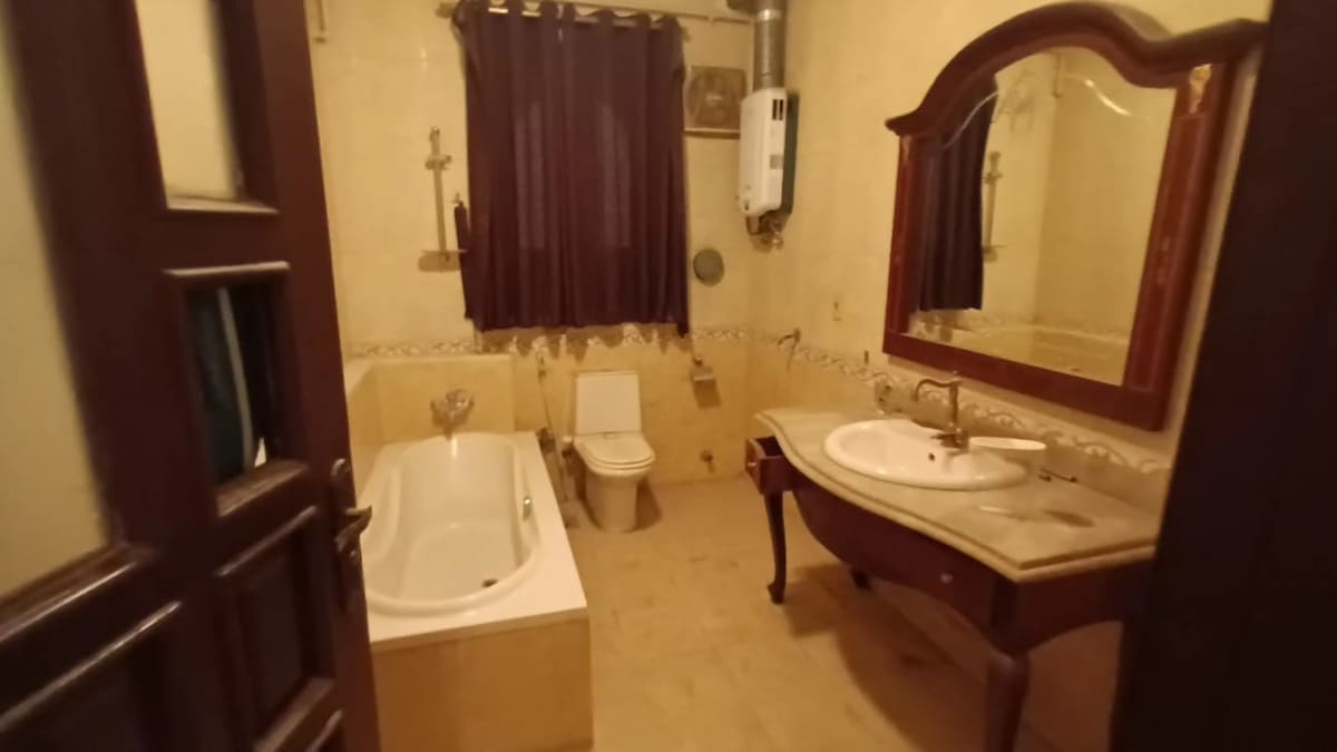 Administrative office for rent | 500 m² | El Maadi.
