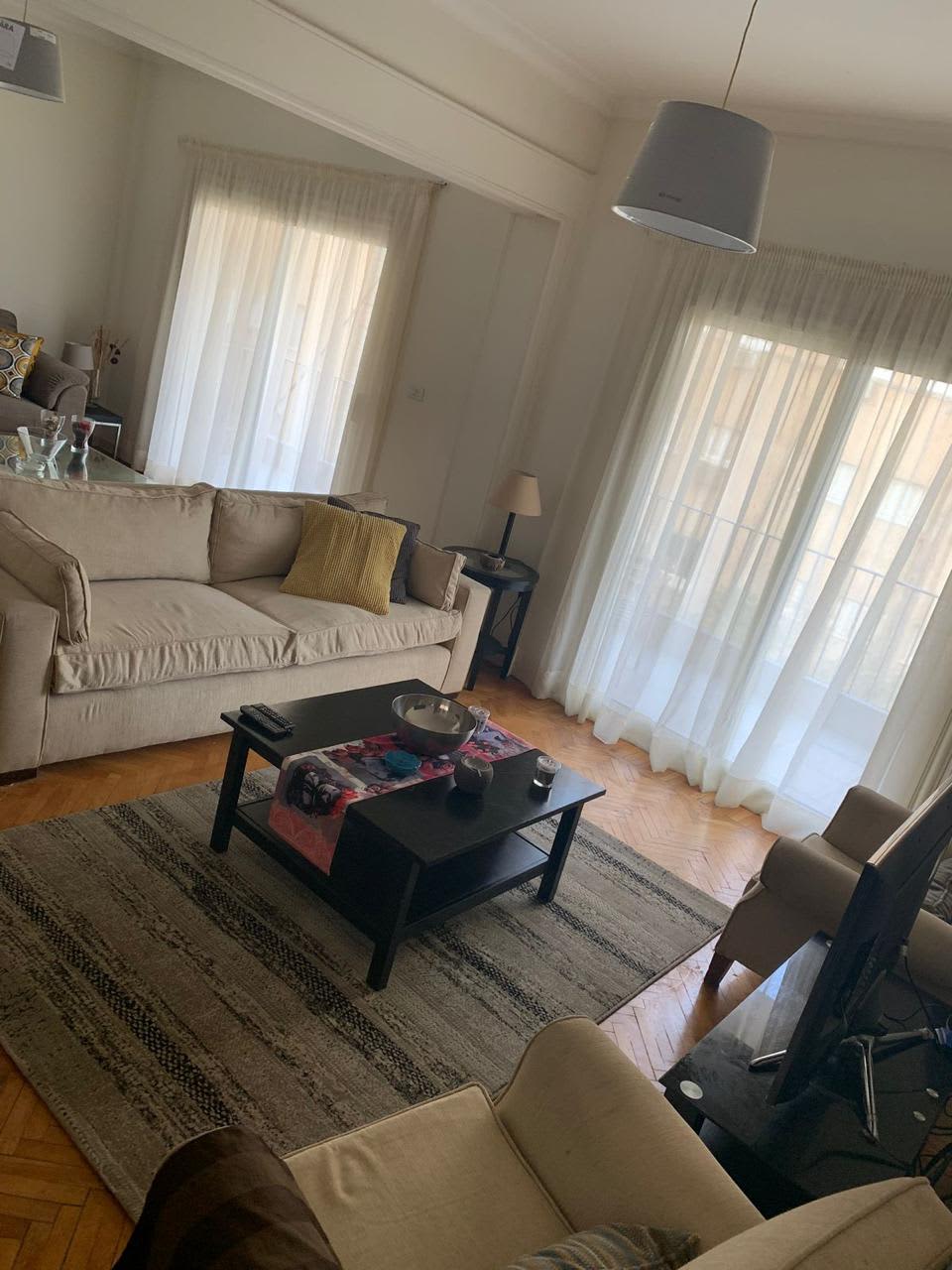 Bright Apartment In Zamalek With View Nile|150m².