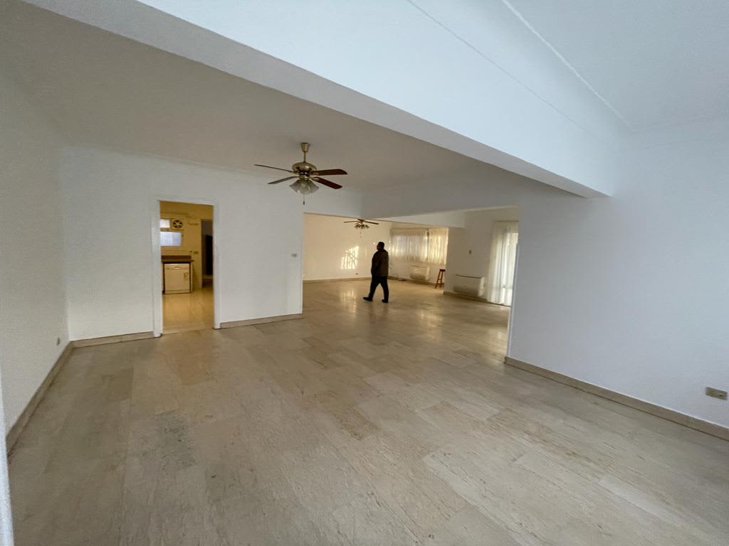 Administrative office for rent | 300 m² | El Maadi.