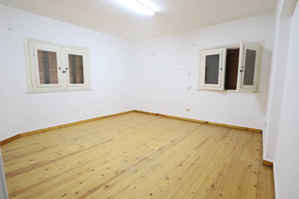 Administrative office for rent | 300 m² | El Maadi.