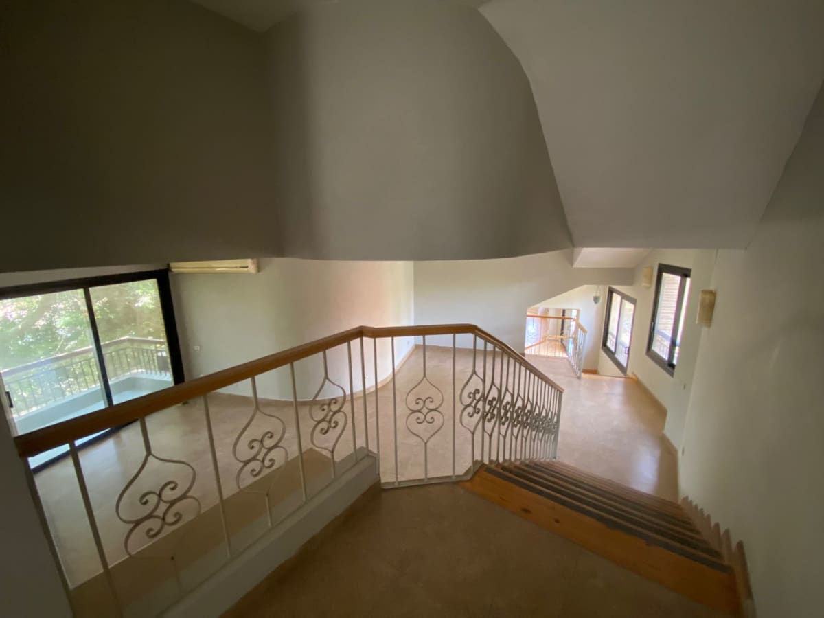 Elegant 3-Bedroom Penthouse in Prime Maadi