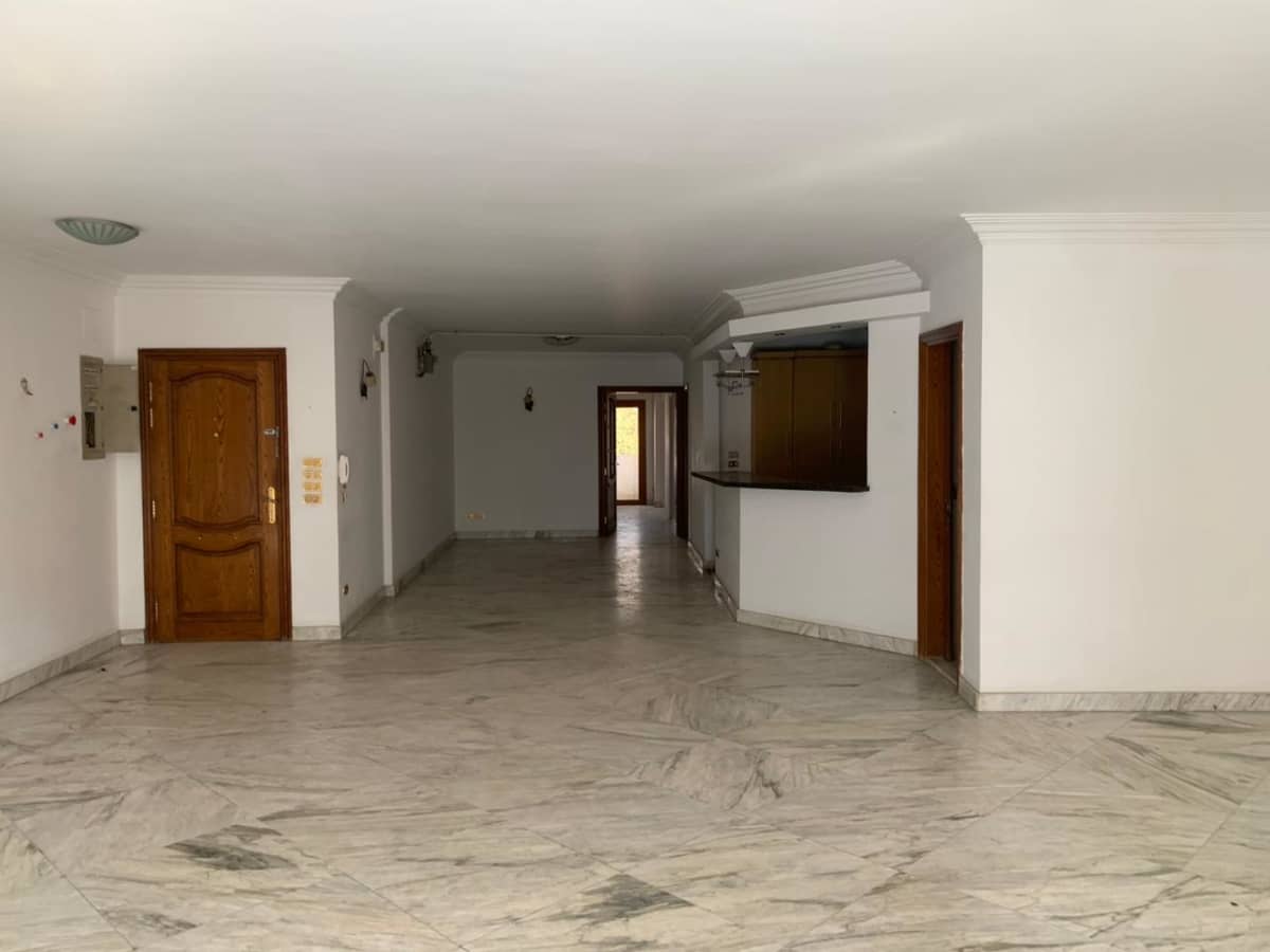 Semi Furnished 3BR Apartment in Degla Near Amenities