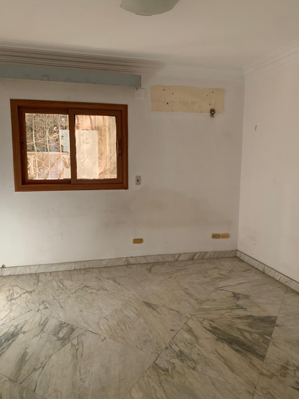 Semi Furnished 3BR Apartment in Degla Near Amenities