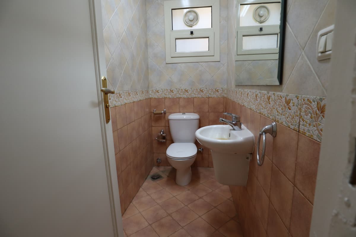 Semi Furnished Apartment In Prime Location In Maadi Degla