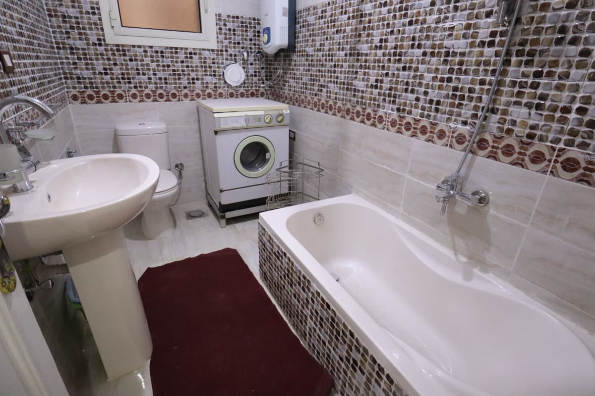 Spacious 2-Bedroom Apartment with Private Balcony