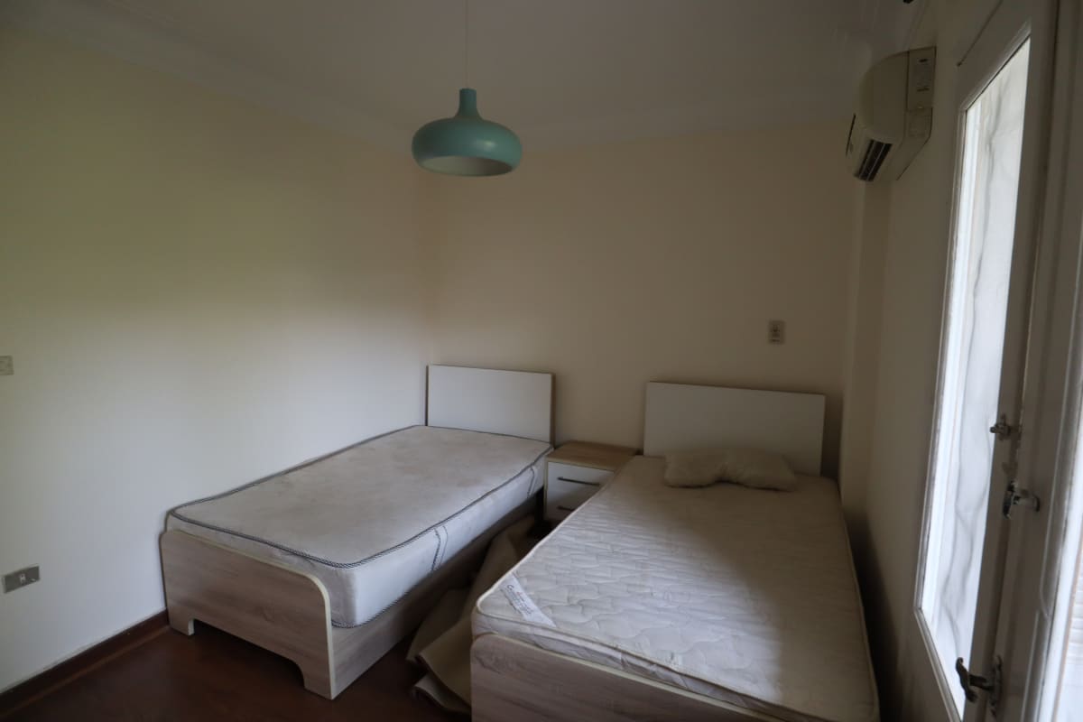 Cozy & Spacious 2-BR Apartment in Degla Maadi