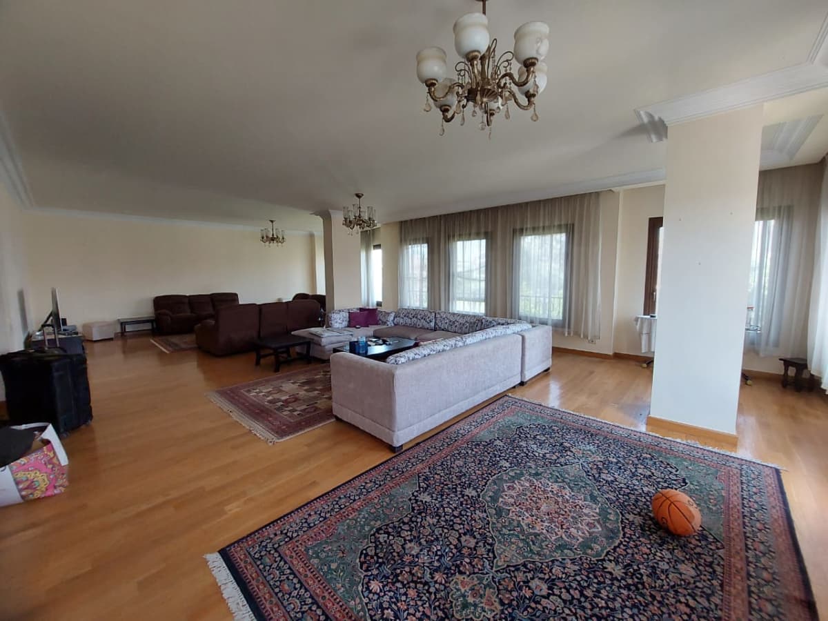 4-BR Modern Penthouse with Shared Pool in Maadi