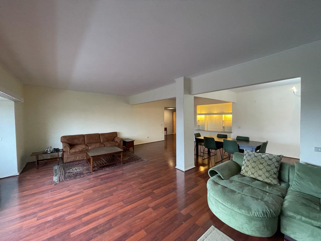 Spacious 3-BR Apartment in Degla Maadi - 200 M2