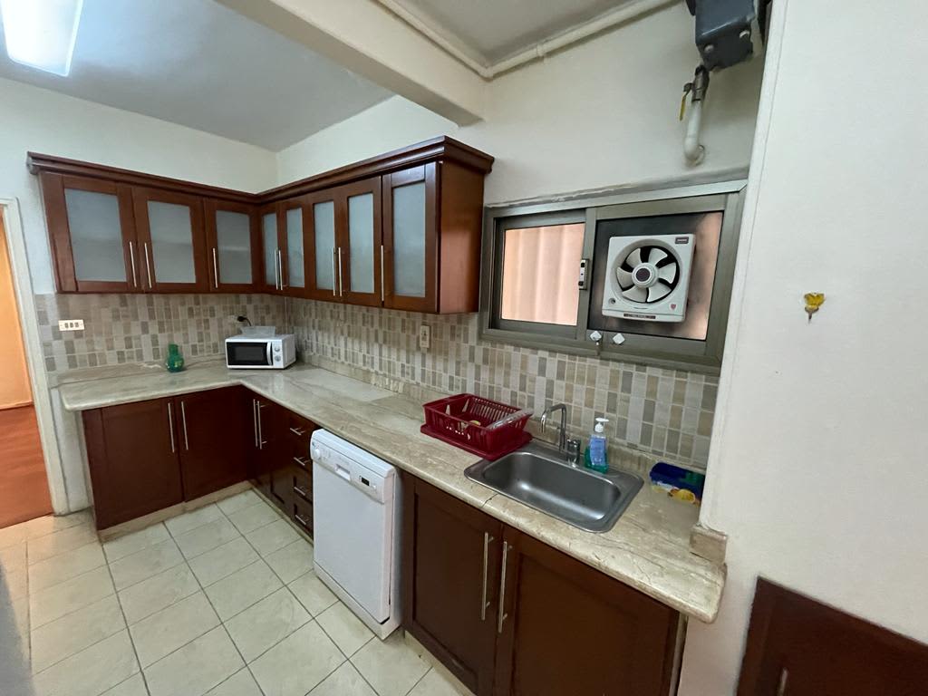 Spacious 3-BR Apartment in Degla Maadi - 200 M2