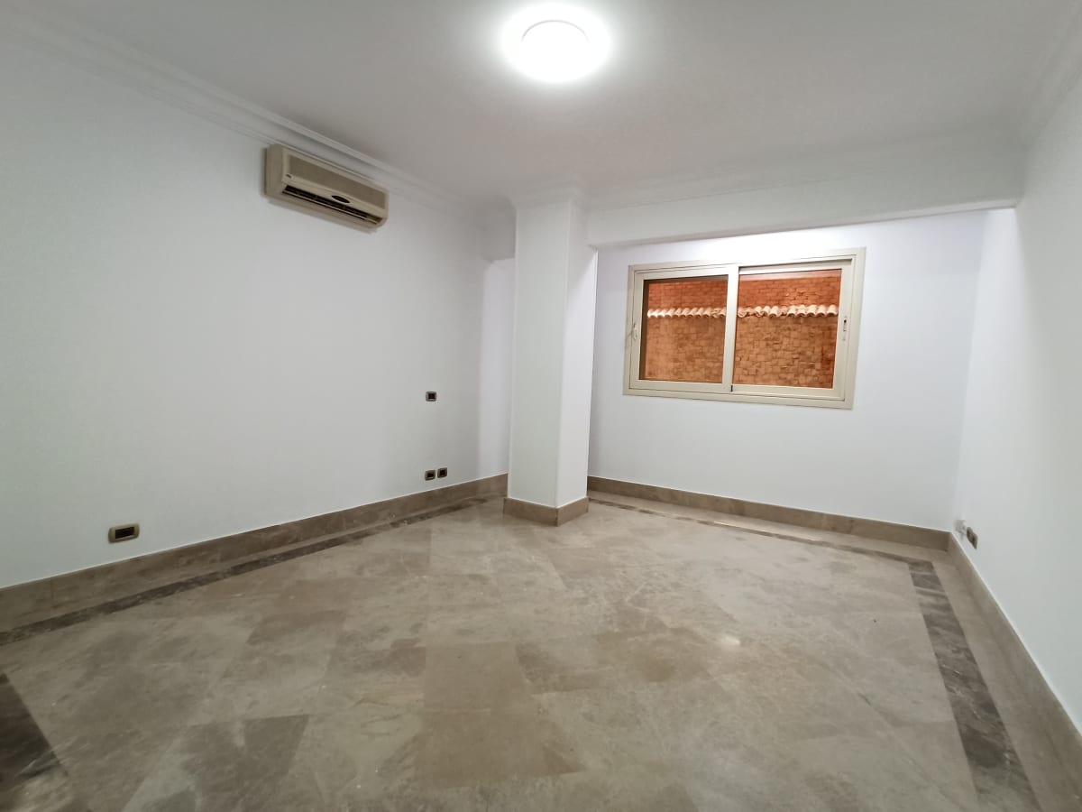 Administrative office for rent | 400 m² | Degla 