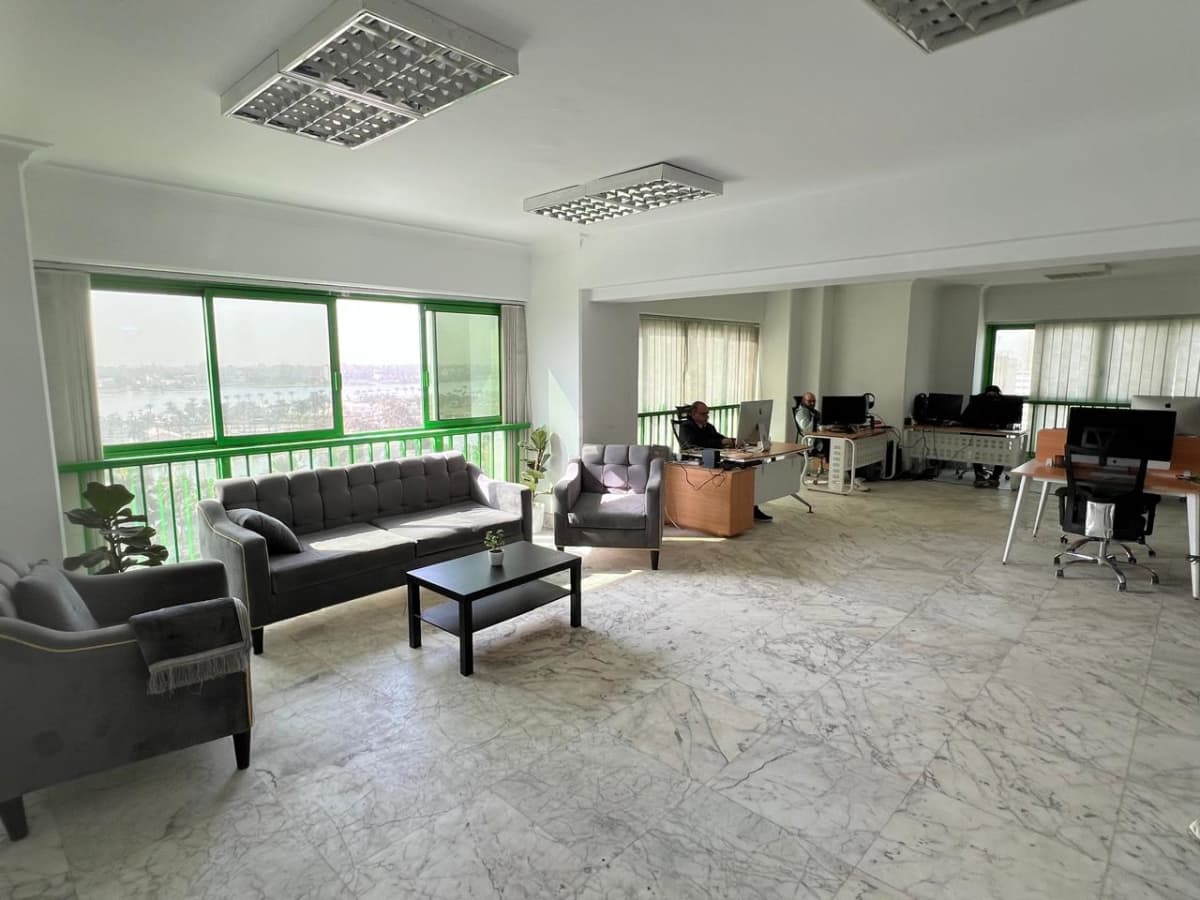 Administrative office for rent | 410 m² | El Maadi.