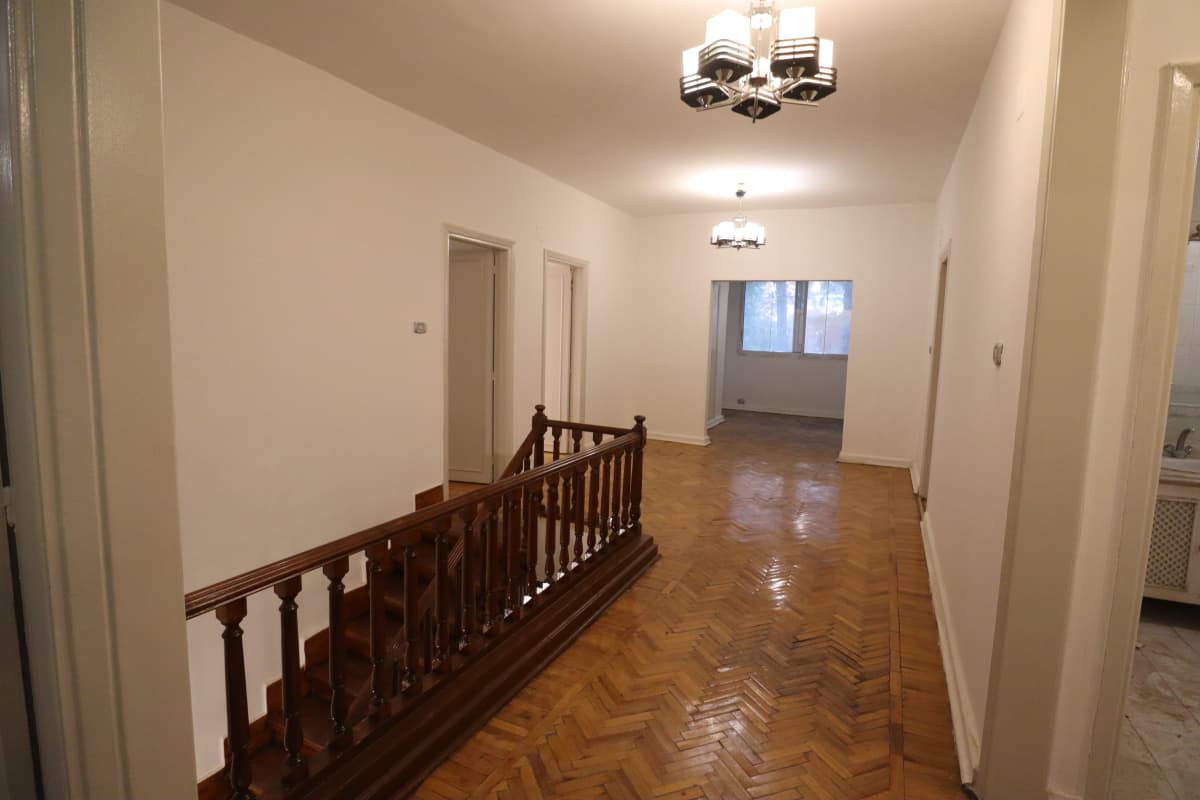 Administrative office for rent | 1050 m² | El Maadi.